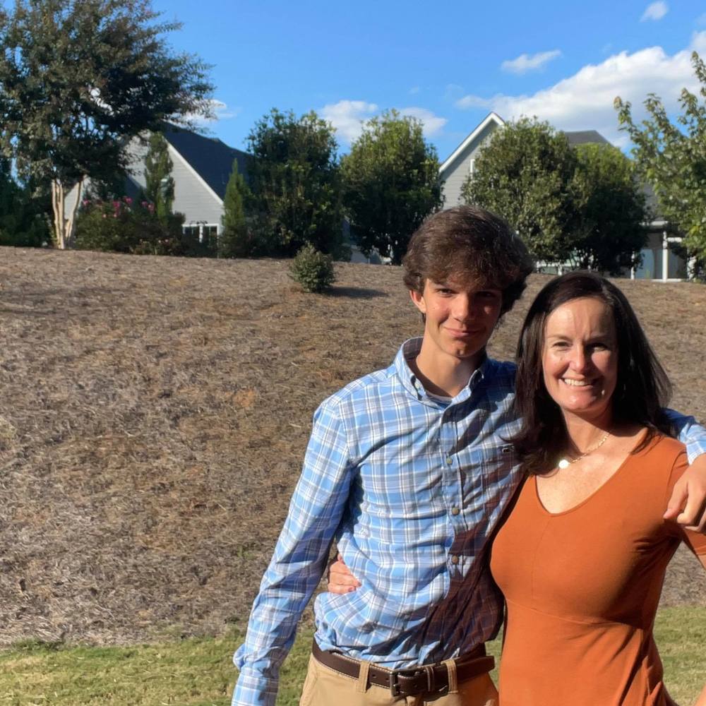 Meet your Posher, Laura